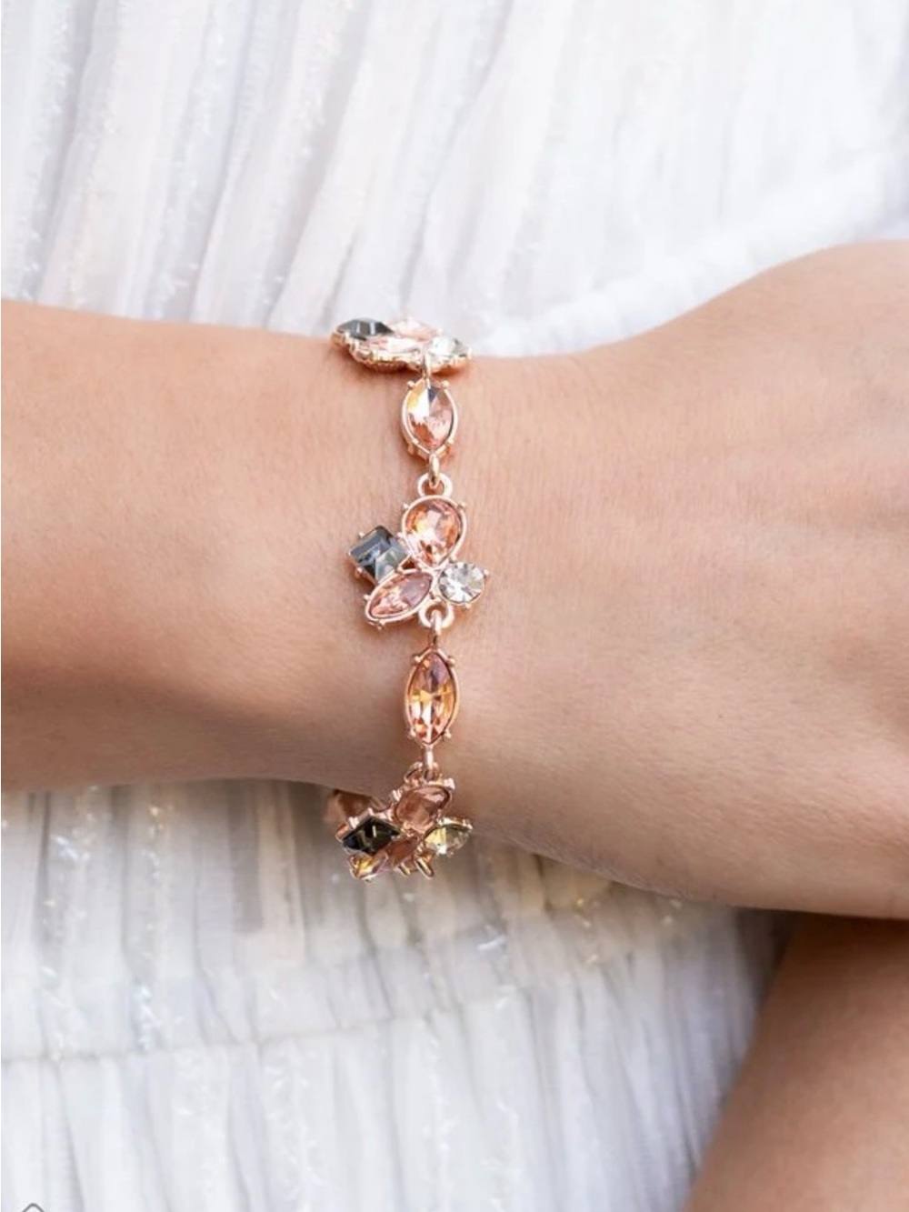 Paparazzi Bracelet ~ Colorful Captivation -Rose Gold